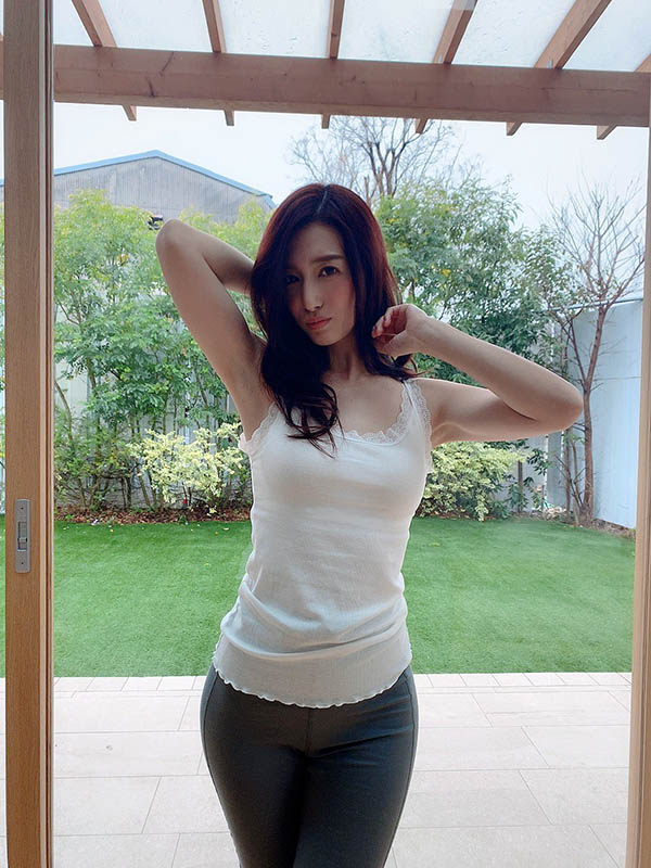 古川いおり(古川伊织)作品STARS-212介绍及封面预览