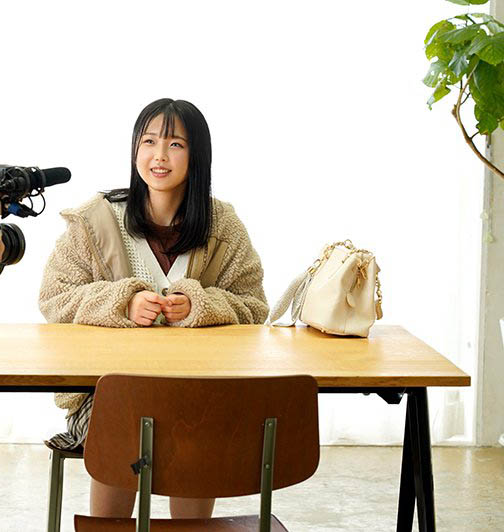 浜崎みなみ(滨崎南,Hamasaki-Minami)作品HND-956介绍及封面预览