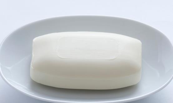 图片[3]-香皂的日常小妙用 用香皂洗脸的注意事项-很美的