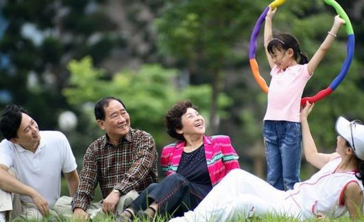 带父母出游的注意事项 与父母开心地享受旅程-很美的