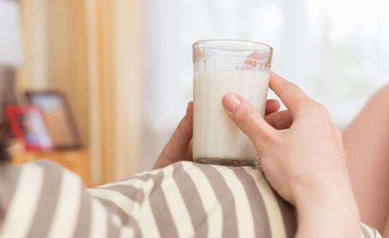 孕妇选购零食的3大原则 孕妇需要剔除的零食-很美的
