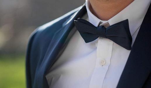 西服应该怎么清洗-很美的