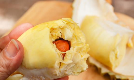 孕妇吃榴莲有哪些好处 孕妇吃榴莲的三个禁忌-很美的