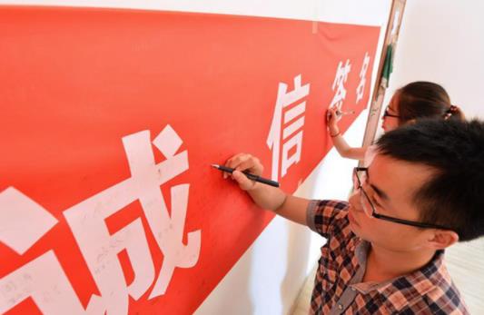 助学贷款的学费怎么交 助学贷款的支付宝账户能直接支付吗-很美的