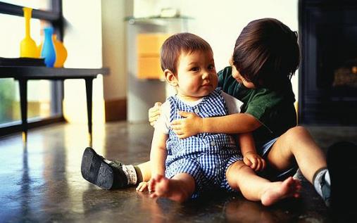 再孕后如何与大孩子沟通?