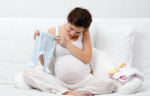 不同年龄段女性怀孕的利弊 女人怀孕最好的时间-很美的