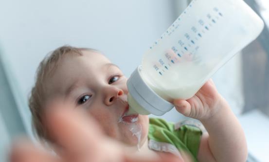 遇到宝宝厌奶问题怎么办 五招教你搞定生理性厌奶宝宝-很美的