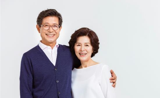 老年人身上为什么会有一股老人味 老人味该怎么去除-很美的