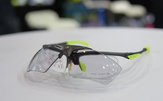 选择骑行眼镜的窍门 普通太阳镜和骑行眼镜的区别-很美的