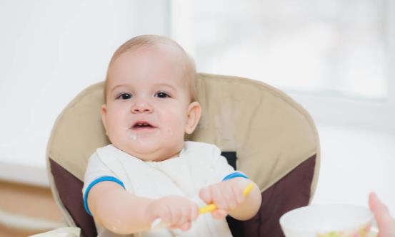 如何让孩子爱上吃饭呢 吃饭坏习惯的改掉方法-很美的