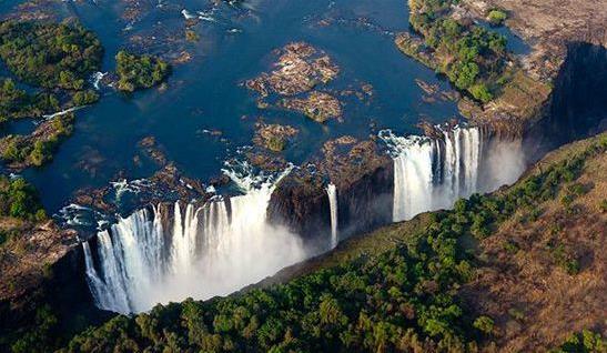 世界上最壮观漂亮的瀑布 来领略大自然的鬼斧神工-很美的