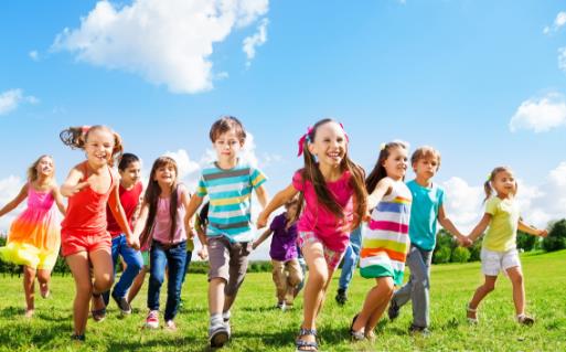 教育学龄前儿童 使儿童在模仿中学习-很美的