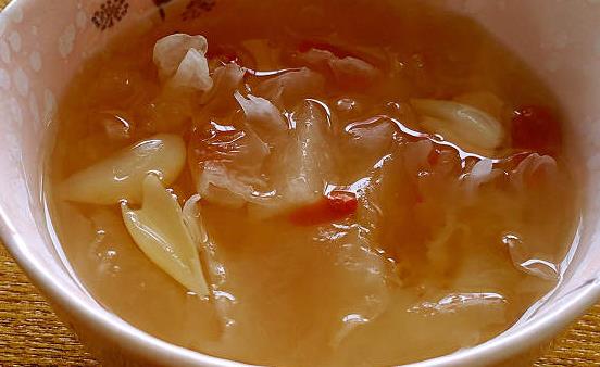 推荐八款食疗菜谱 让孕期感冒轻松恢复-很美的