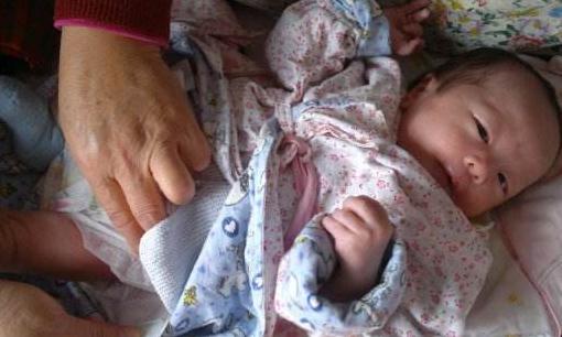 产后腰酸背痛怎么办 如何缓解-很美的