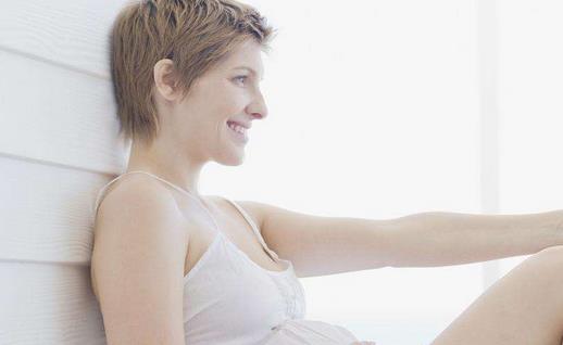 孕妇手电筒对孩子视力没用-很美的