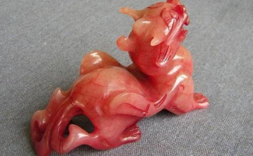 岫岩玉的种类和鉴别方法-很美的