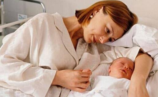 哪些孕妇易患产后抑郁症-很美的