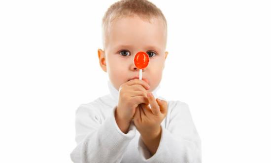 宝宝爱吃糖的三大危害 宝宝餐后不宜马上食甜品-很美的