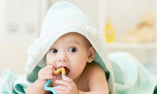 关于宝宝便秘的几个误区 教你揪出致小宝宝便秘的元凶-很美的