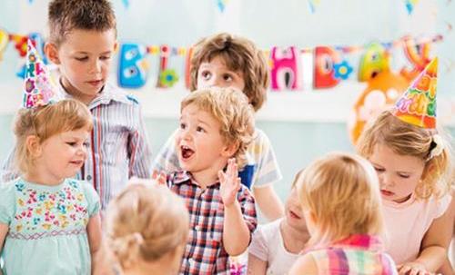 孩子上幼儿园哭闹怎么办-很美的