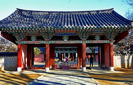 去韩国旅游买什么好-很美的