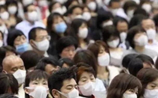 街上没有人需要戴口罩吗 路上没人不戴口罩会感染新型肺炎吗-很美的