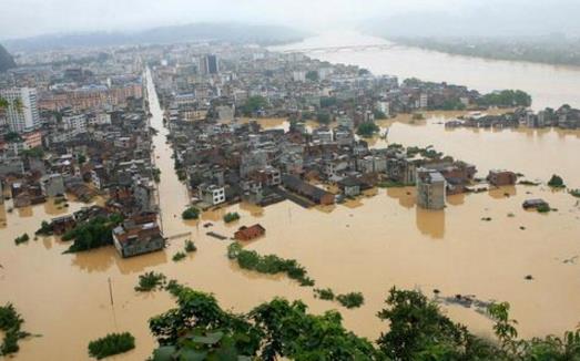 洪水灾害极易造成疫病流行 灾后预防动物疫病措施-很美的