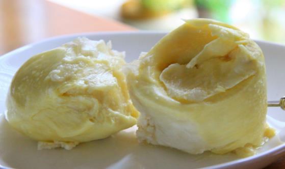 食用榴莲的禁忌 老人须少吃慢吃-很美的