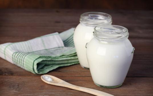 酸奶虽好也有禁忌 酸奶不宜与某些药物同服-很美的