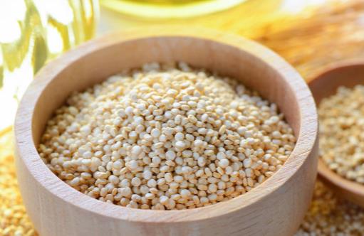 常吃藜麦预防三高减肥瘦身 黎麦粥的家常做法教程-很美的