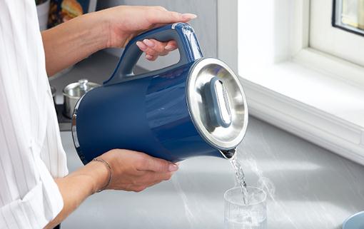 电热水壶煮鸡蛋危险不 电热水壶煮鸡蛋为什么煮不熟-很美的