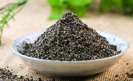 黑芝麻糊在美容方面不可或缺 自制黑芝麻糊-很美的