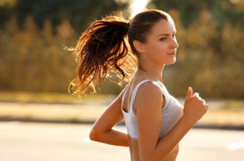 经常运动能不能延缓衰老 运动的好处和重要性揭秘-很美的