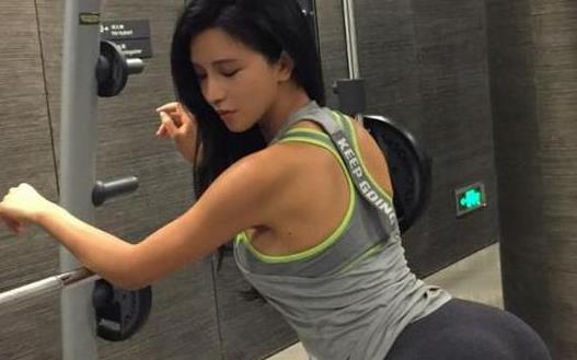 走上健身减肥之路 女孩健身的好处和误区-很美的