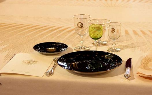 刀叉的用法竟有有欧式美式 教你正确而优雅地使用刀叉-很美的