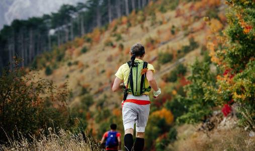 长期坚持跑步的好处 坚持跑步须尽量少做的3件事-很美的