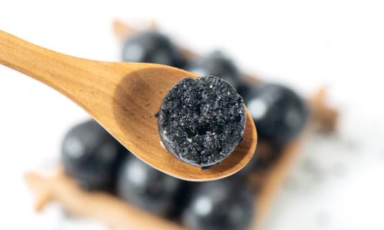 自制黑芝麻流沙馅做法 常食用黑芝麻的7大好处-很美的