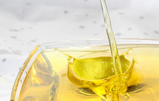 使用食用油有讲究 鉴别食用油优劣的方法-很美的