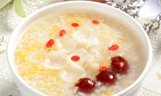 食材加在粥里能治疗隐疾 分享五款养生价值较高粥-很美的