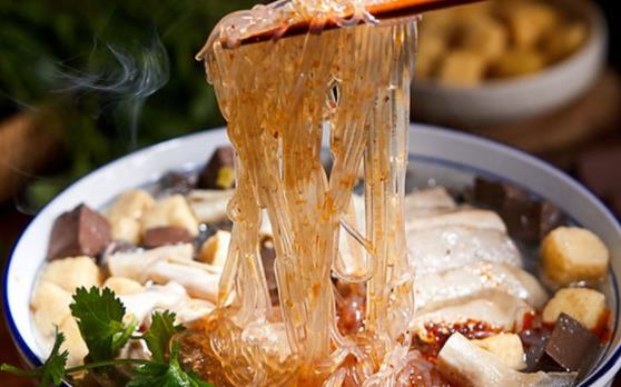 鸭血粉丝是哪里的特产 鸭血粉丝里面有什么食材-很美的