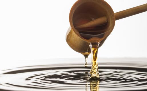 米醋和白醋功效及用法都不同 各种醋的基本介绍-很美的