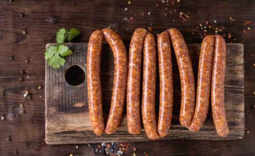 香肠晒出油是好还是坏 香肠出油了怎么办