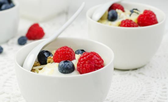 寒冷的冬季想喝酸奶怎么办 酸奶加热后营养会不会流失-很美的