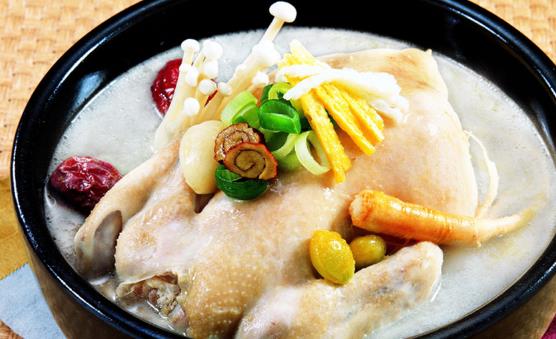 关于烧鸡汤的讲究 鸡汤的四种做法推荐-很美的