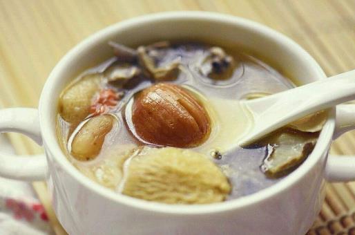 夏季辣妈学会煲汤老公宠爱倍增 夏季养生汤大全-很美的