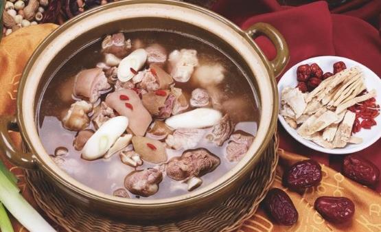 冬季是进补的季节 癌症患者冬季最合理进补方法-很美的