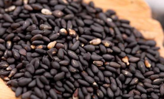 改善血虚须从改善饮食做起 十种常见的补血食物-很美的