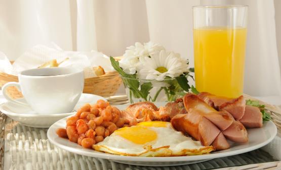 长期不吃早餐脏器会受到伤害 吃早餐三大原则-很美的