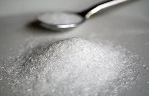 关于味精的几个真相揭秘 经常吃味精是否会掉头发-很美的