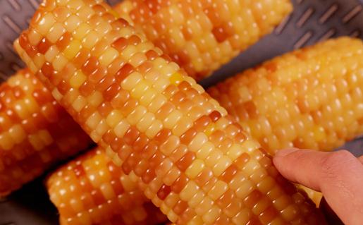 玉米煮熟后发黑能吃吗 怎么判断玉米坏没坏-很美的